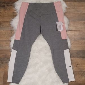 Nike Mid-Rise Ankle Length Yoga Pants 1X NWT